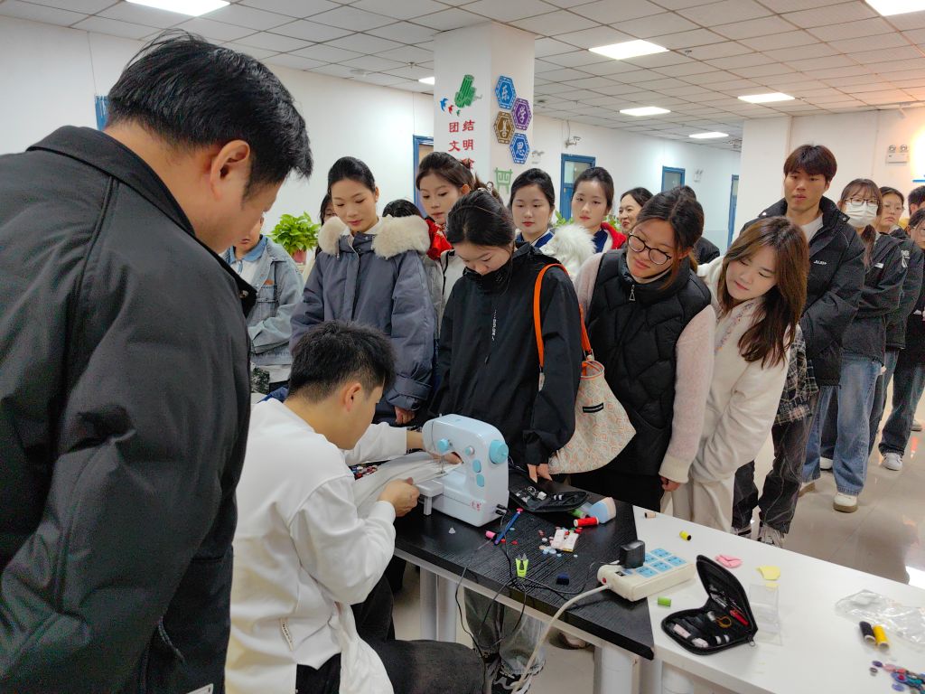 图1.jpg